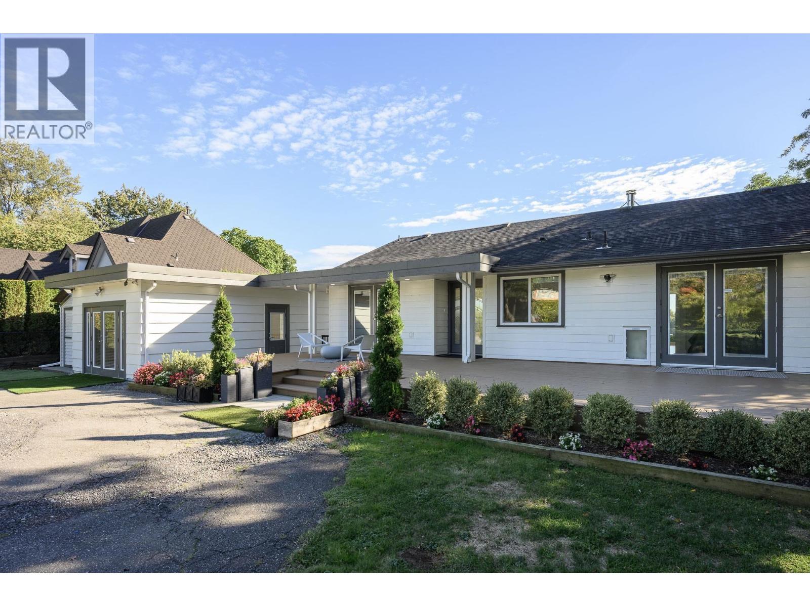 21866 River Road, Maple Ridge, BC - Outdoor
