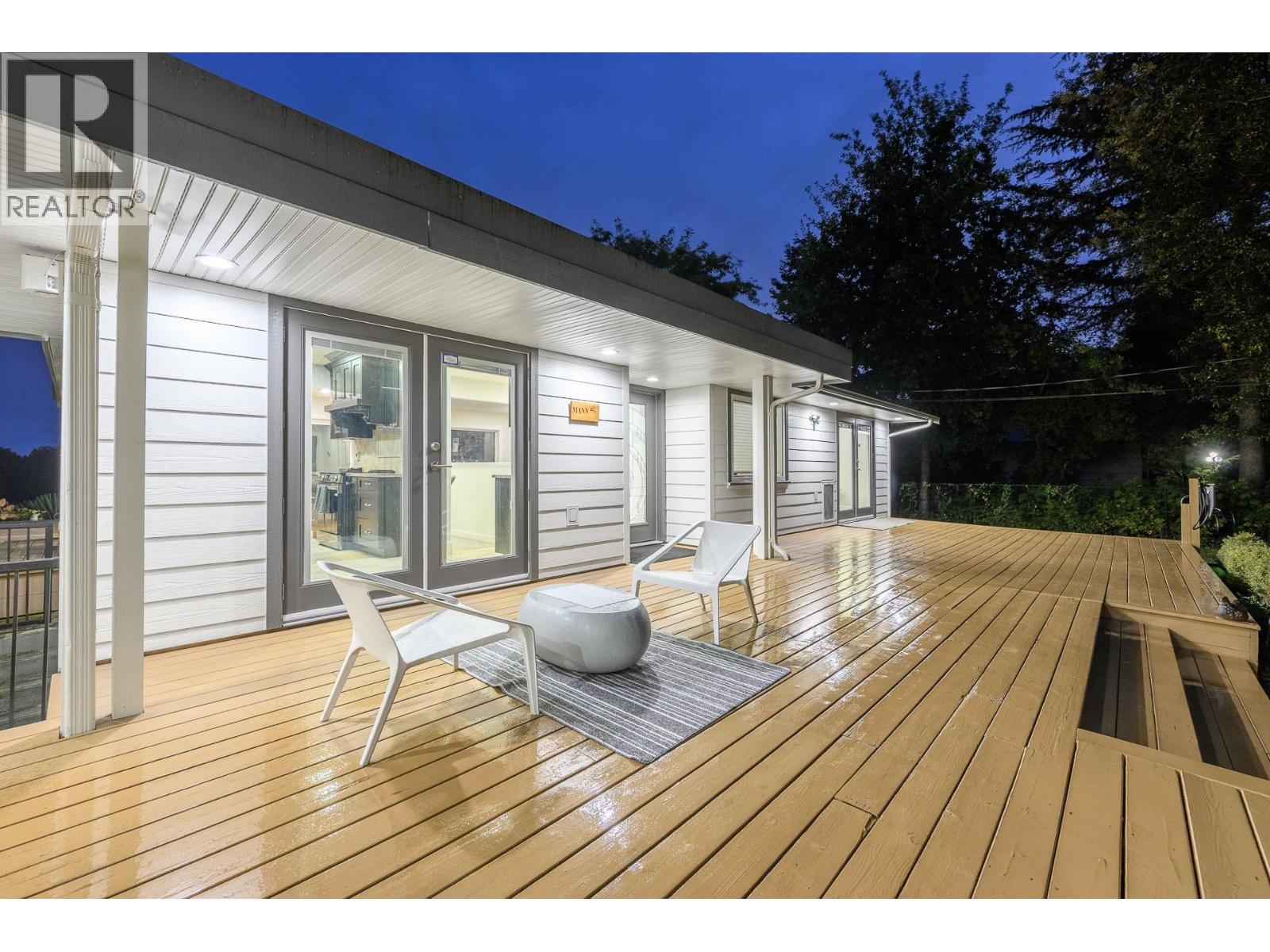 21866 River Road, Maple Ridge, BC - Outdoor With Deck Patio Veranda With Exterior