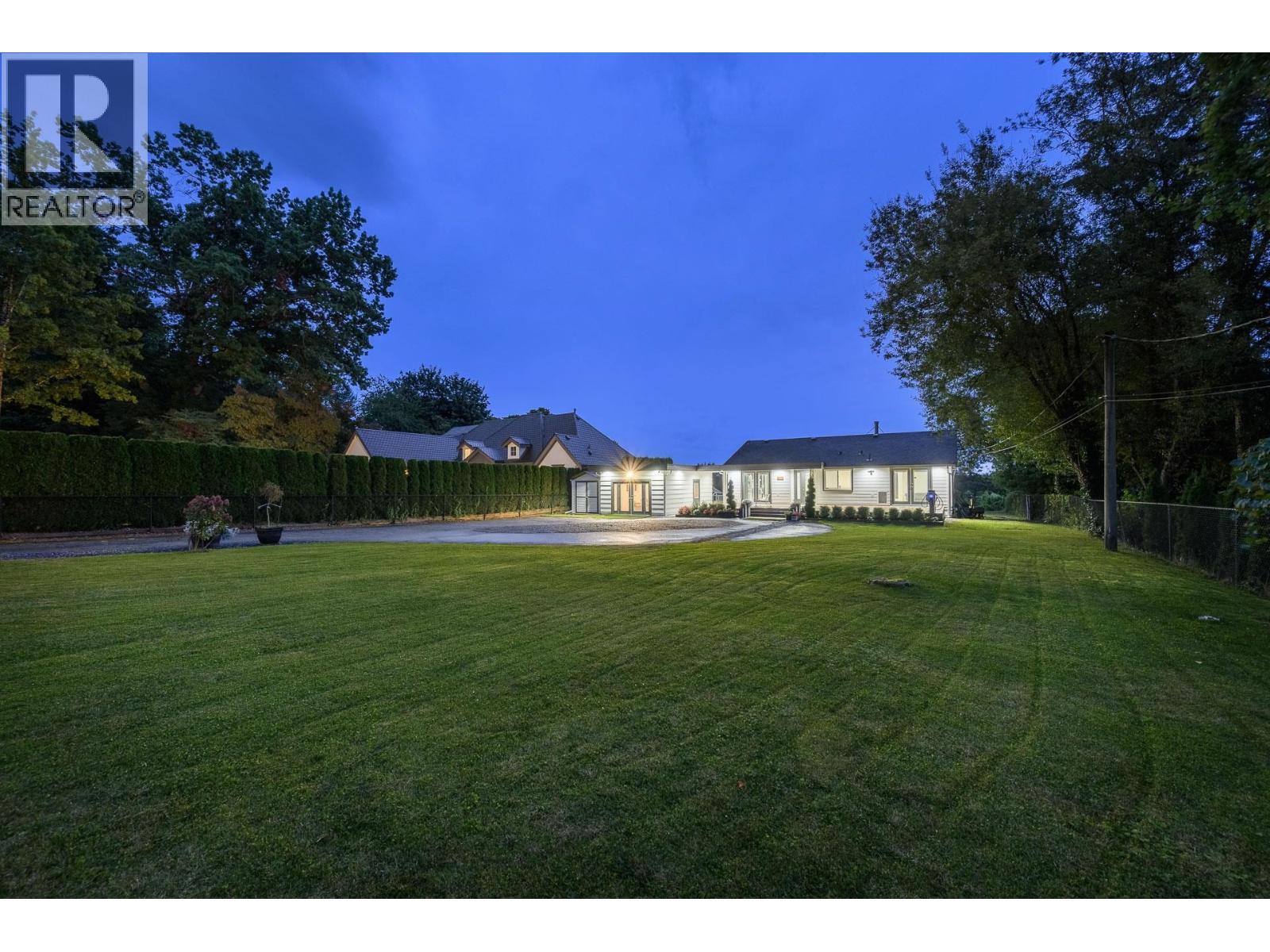 21866 River Road, Maple Ridge, BC - Outdoor