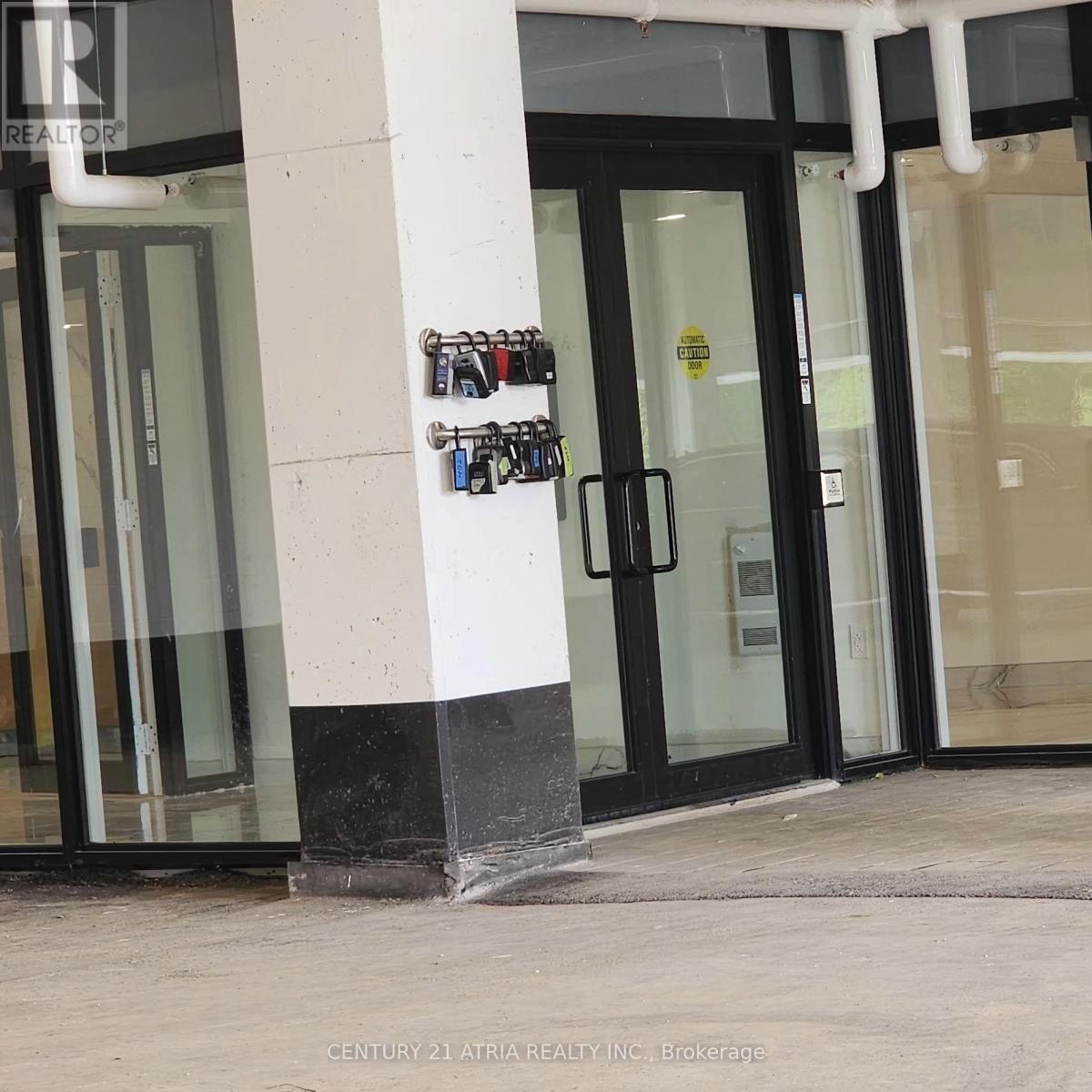 402 - 575 Conklin Road, Brantford, ON - Outdoor