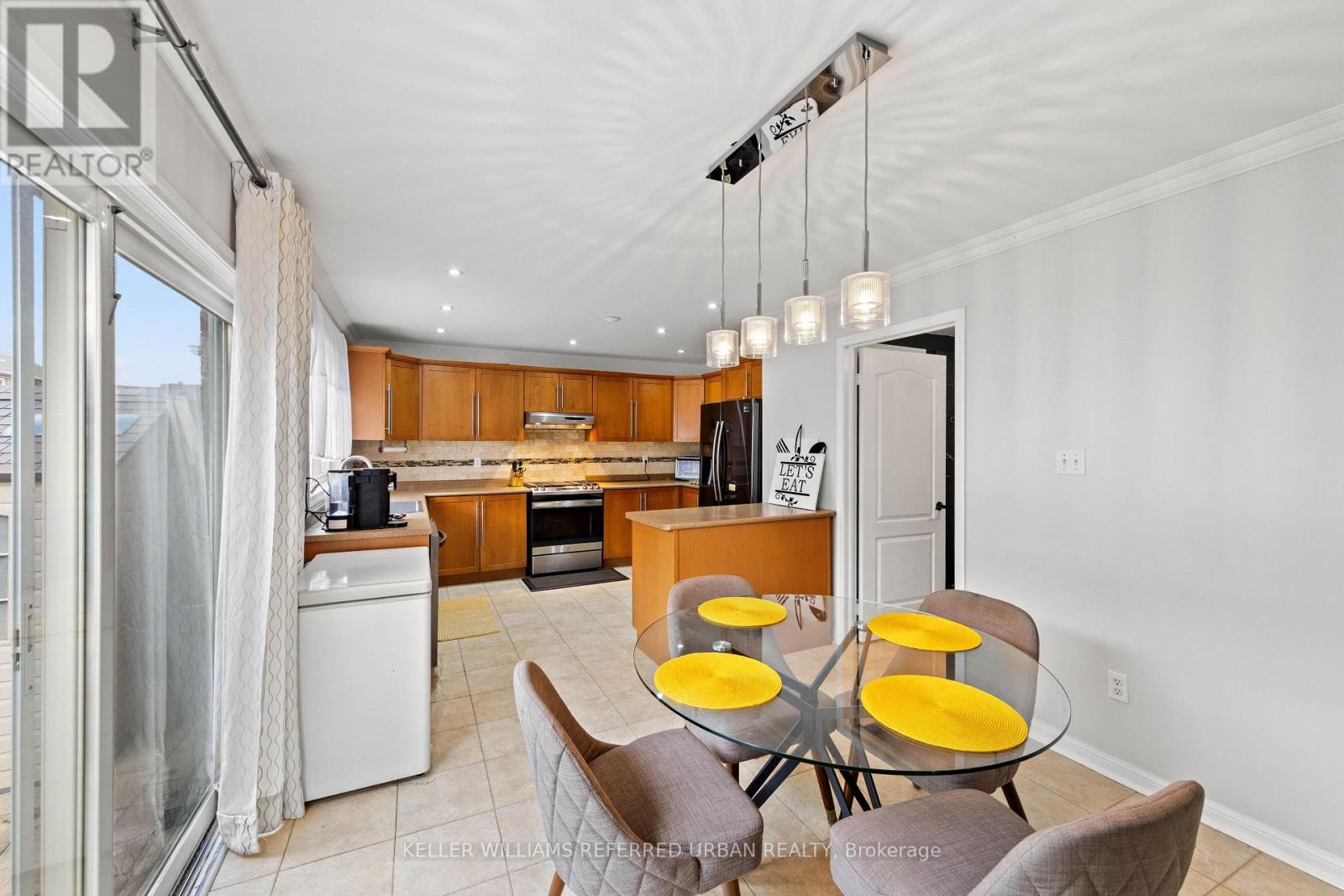 20 Williamson Drive, Brampton, ON - Indoor