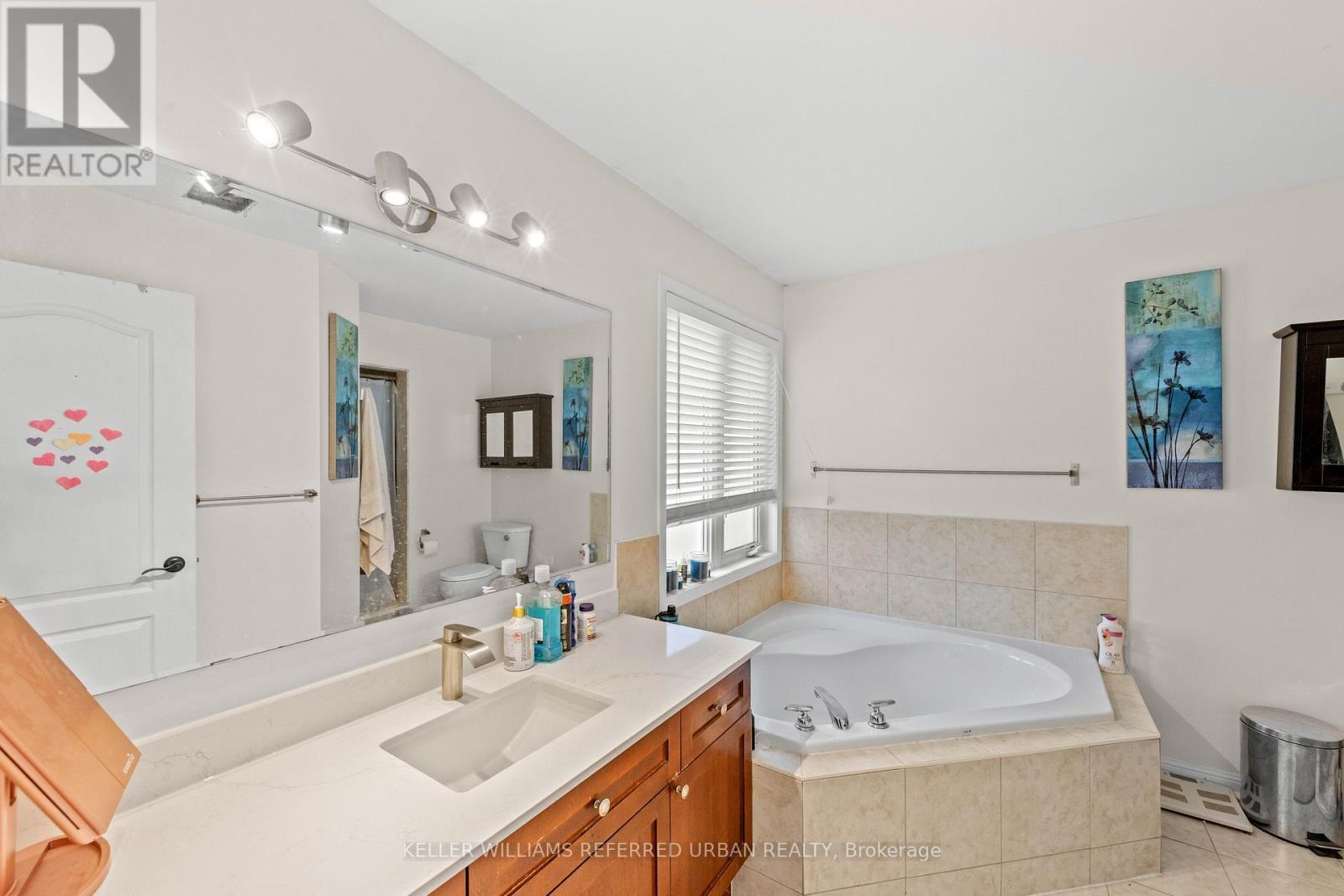 20 Williamson Drive, Brampton, ON - Indoor Photo Showing Bathroom