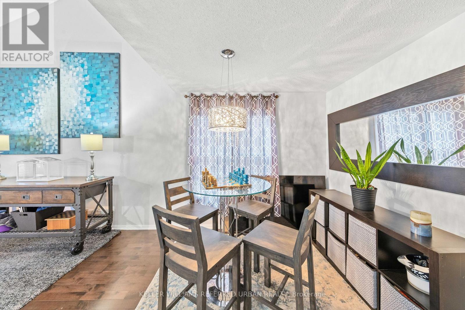 20 Williamson Drive, Brampton, ON - Indoor Photo Showing Dining Room