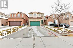11 ARTHURS CRESCENT Brampton, ON L6Y 4Y5