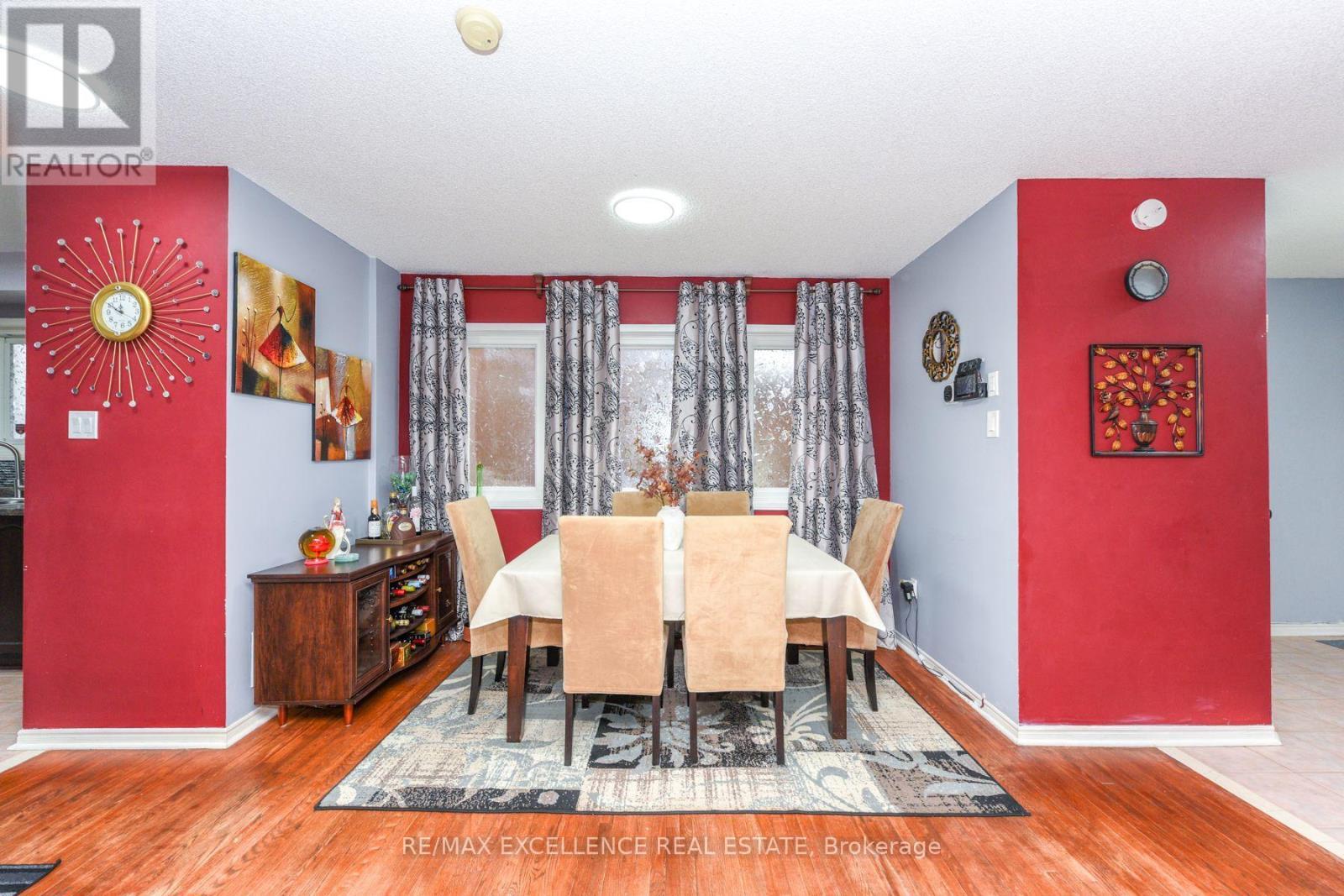 11 Arthurs Crescent, Brampton, ON - Indoor Photo Showing Dining Room