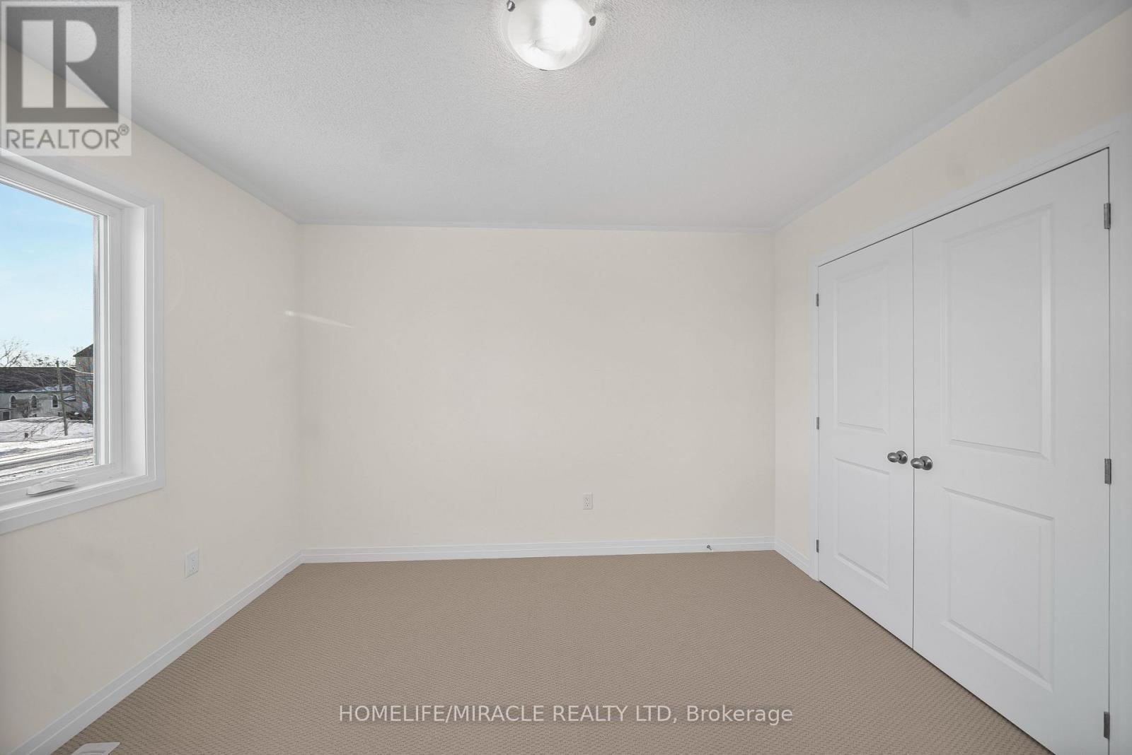 103 Windermere Boulevard, Loyalist, ON - Indoor Photo Showing Other Room