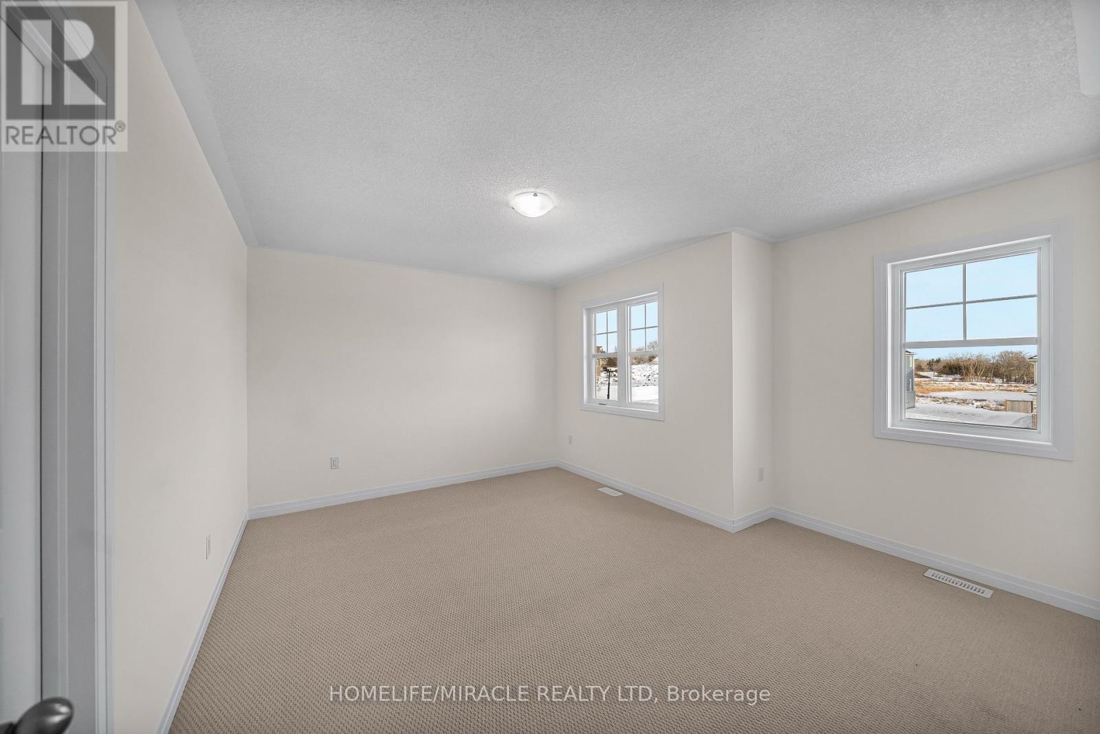 103 Windermere Boulevard, Loyalist, ON - Indoor Photo Showing Other Room