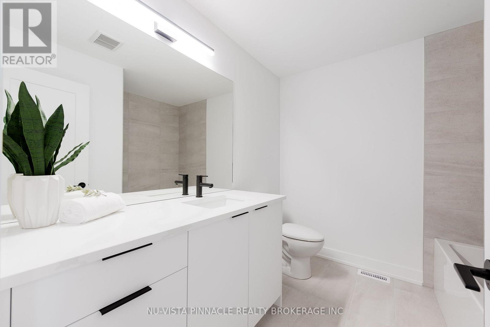 Photos of a similar unit - 72 - 1175 Riverbend Road, London South (South B), ON