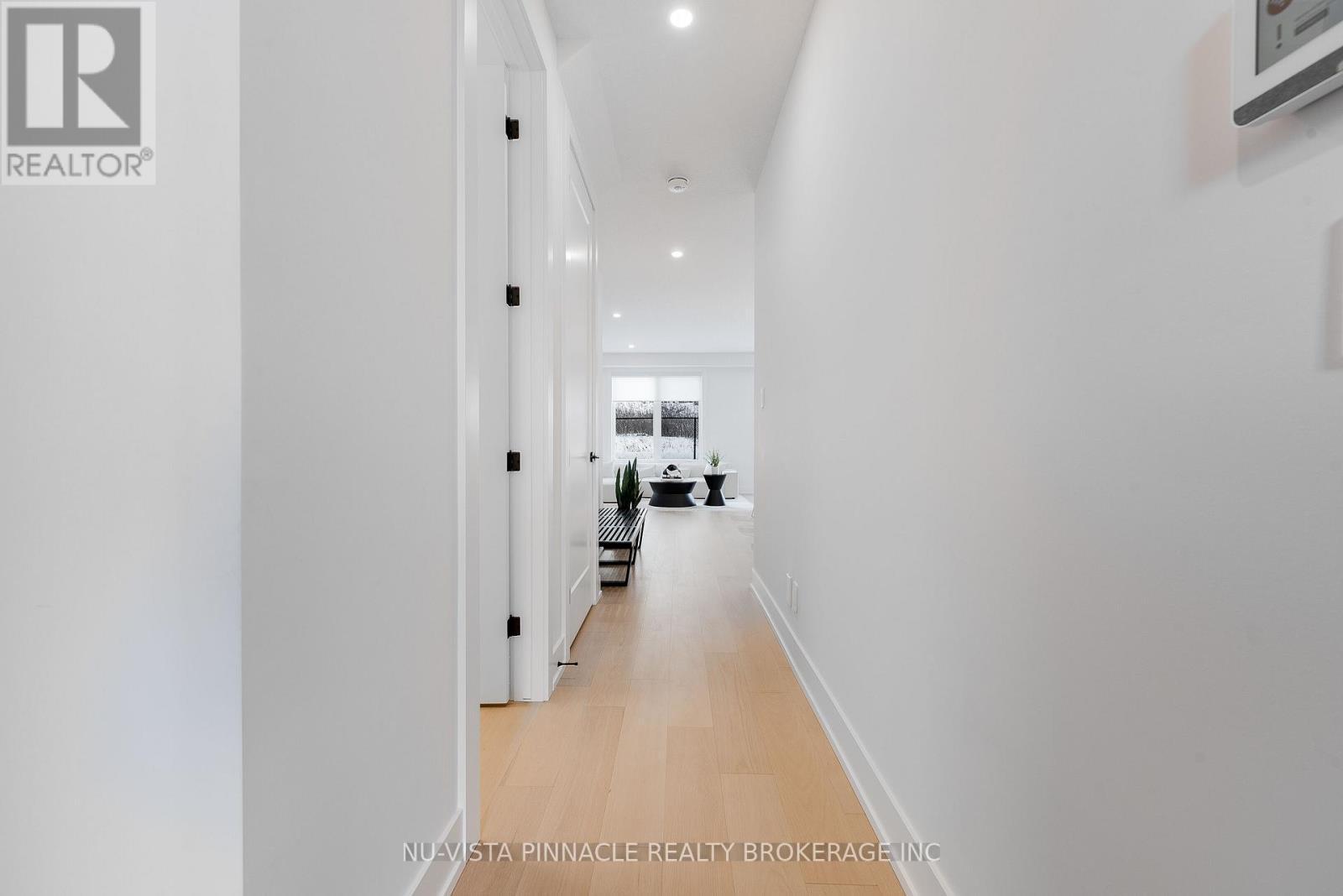 Photos of a similar unit - 72 - 1175 Riverbend Road, London South (South B), ON