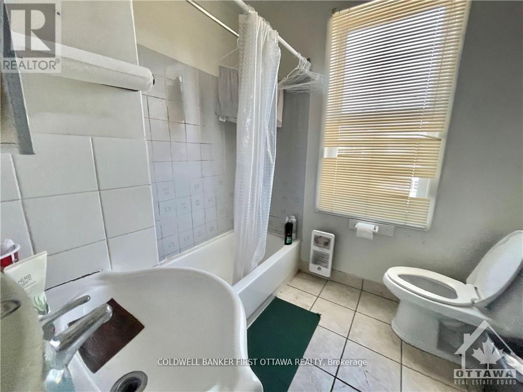 350 Booth Street, Ottawa, ON