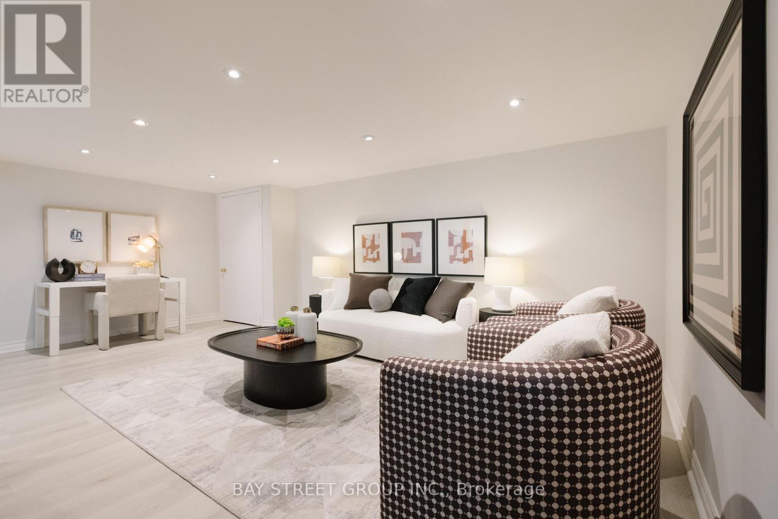 75 Breckonwood Crescent, Markham, ON - Indoor Photo Showing Bedroom