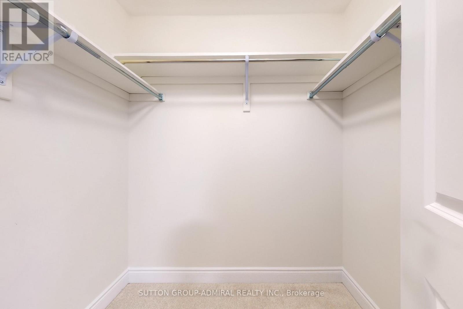 123 Arnold Crescent, New Tecumseth, ON - Indoor With Storage