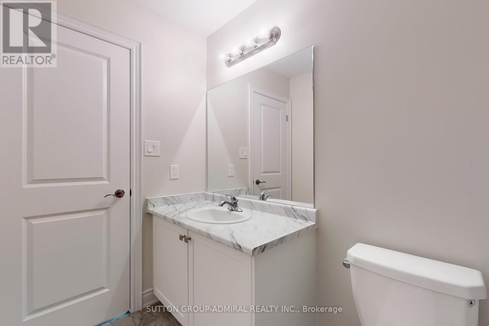 123 Arnold Crescent, New Tecumseth, ON - Indoor Photo Showing Bathroom