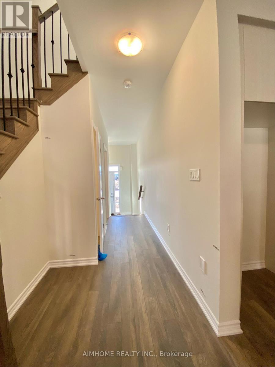 21 Viola St. Street, East Gwillimbury, ON - Indoor Photo Showing Other Room