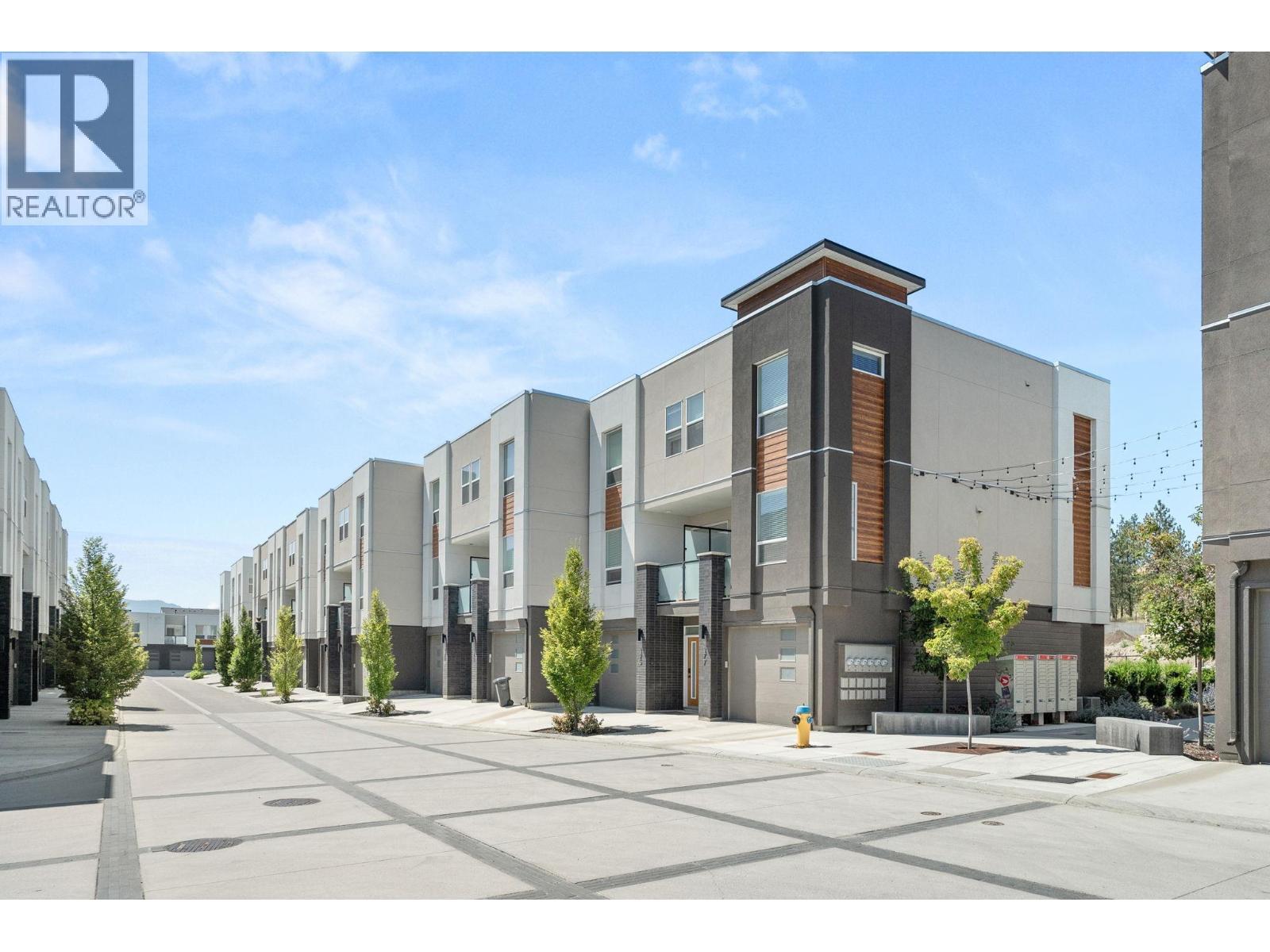 610 Academy Way Unit# 101, Kelowna, BC - Outdoor With Facade