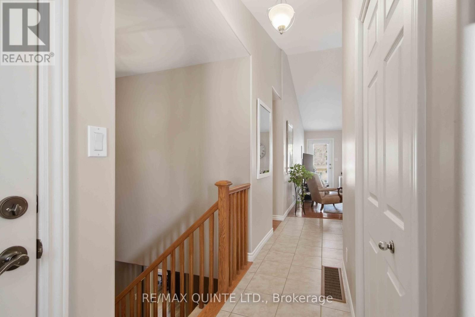 43 Gavey Street, Belleville (Thurlow Ward), ON - Indoor Photo Showing Other Room