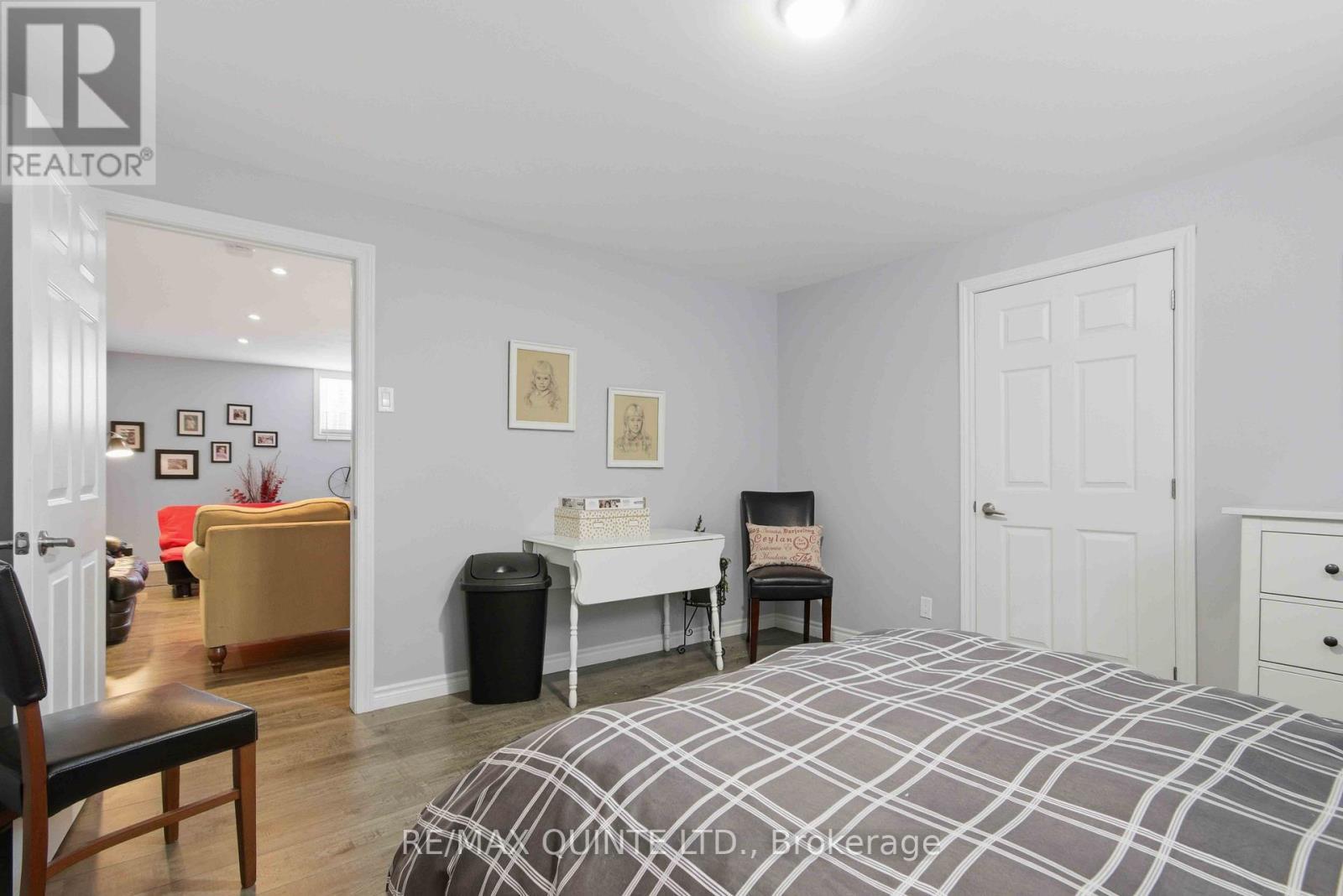 43 Gavey Street, Belleville (Thurlow Ward), ON - Indoor Photo Showing Bedroom