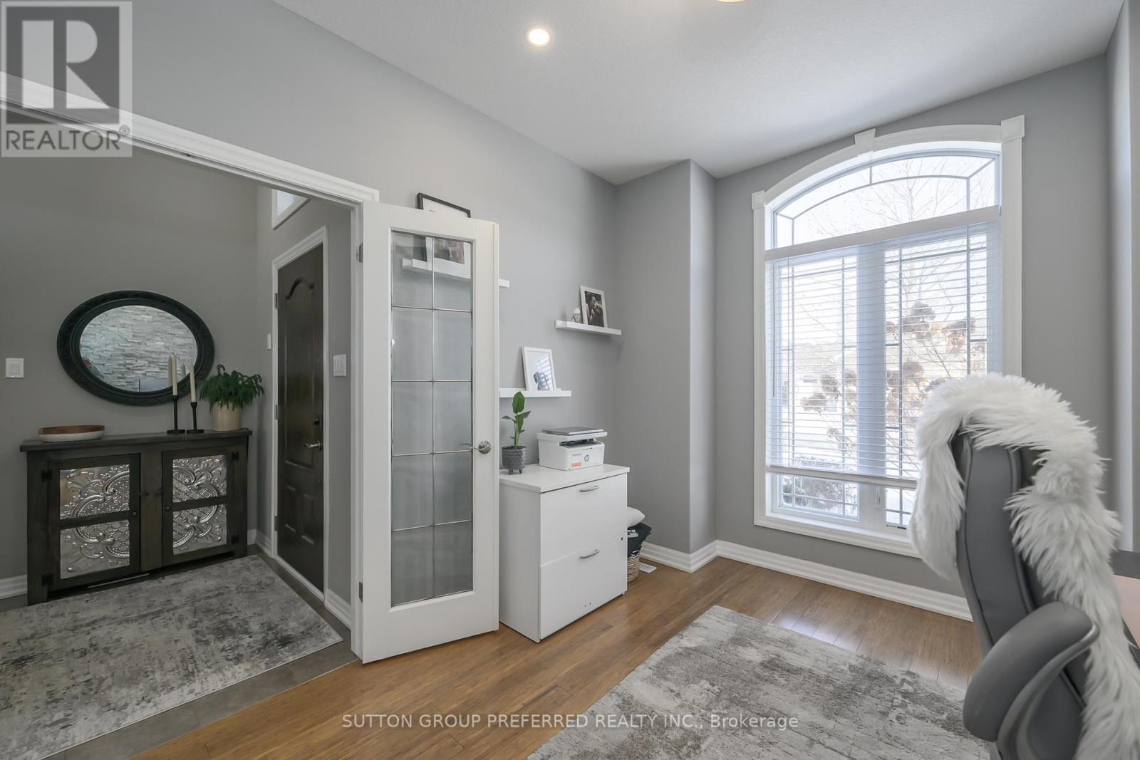 21 Caverhill Crescent, Middlesex Centre (Komoka), ON - Indoor