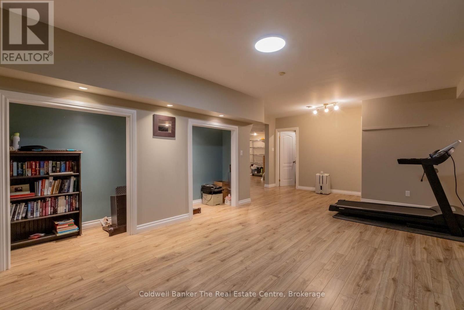 110 Forest Glen Drive, Gravenhurst (Muskoka (S)), ON - Indoor Photo Showing Gym Room