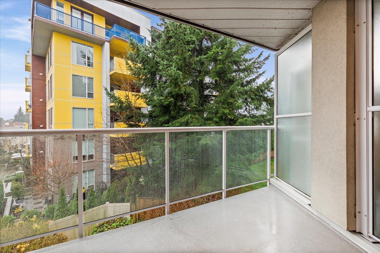 301 2575 Ware Street, Abbotsford, BC - Outdoor With Exterior