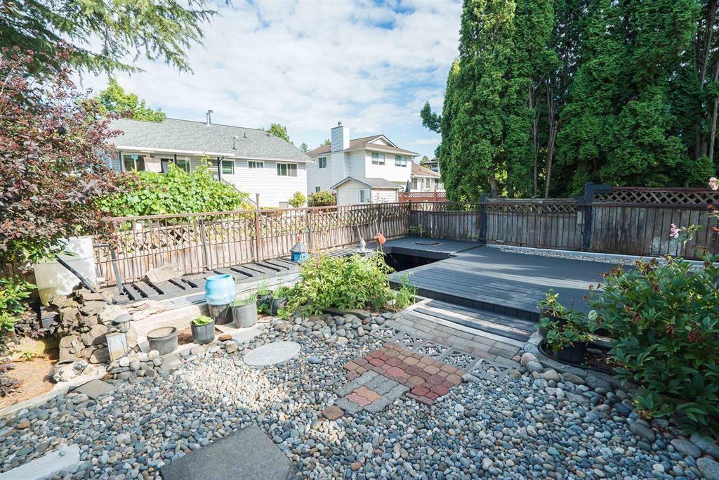 9420 157 Street, Surrey, BC - Outdoor