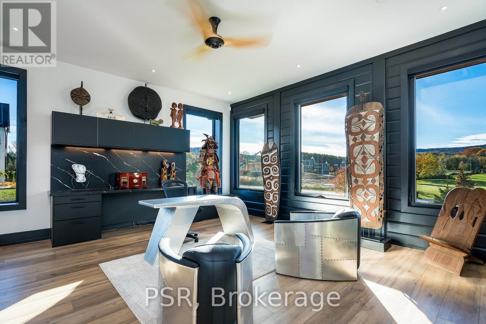 4 Raintree Court, Clearview, ON - Indoor