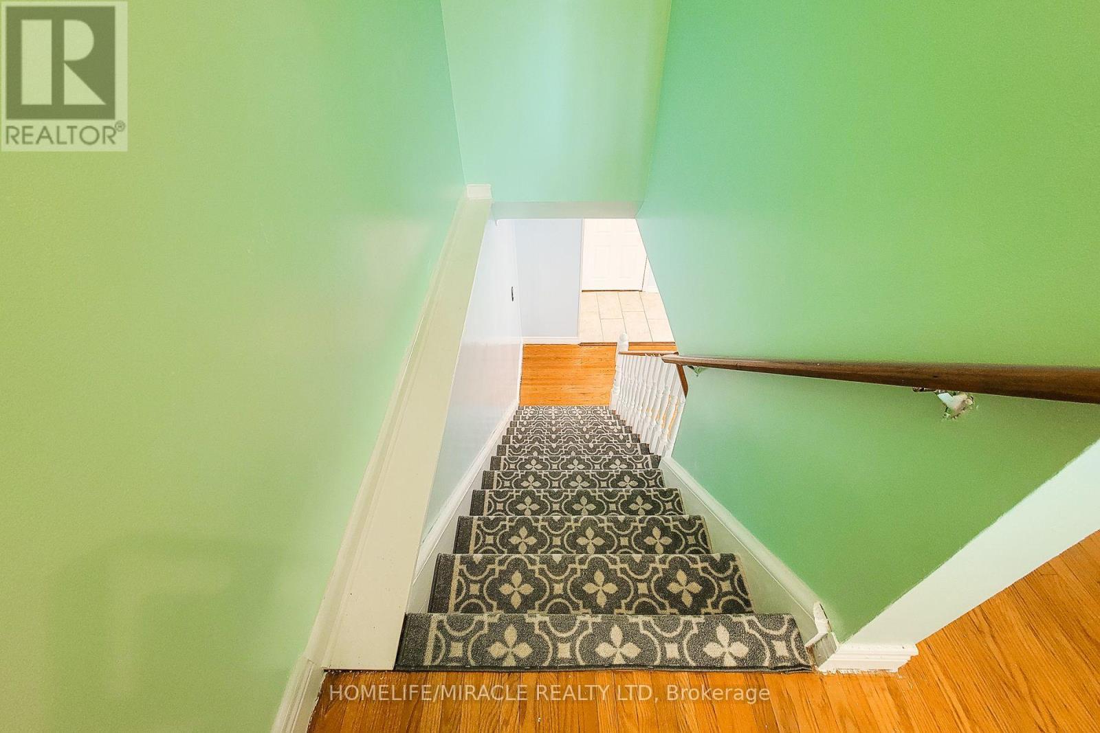 4433 Meadowvale Drive, Niagara Falls, ON - Indoor Photo Showing Other Room