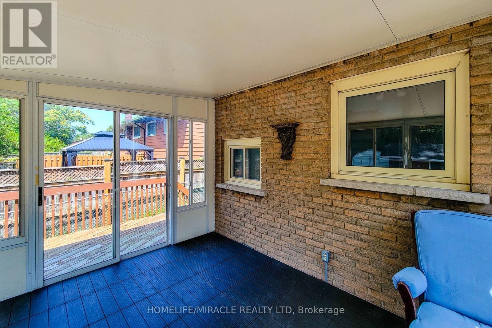 4433 Meadowvale Drive, Niagara Falls, ON - Indoor