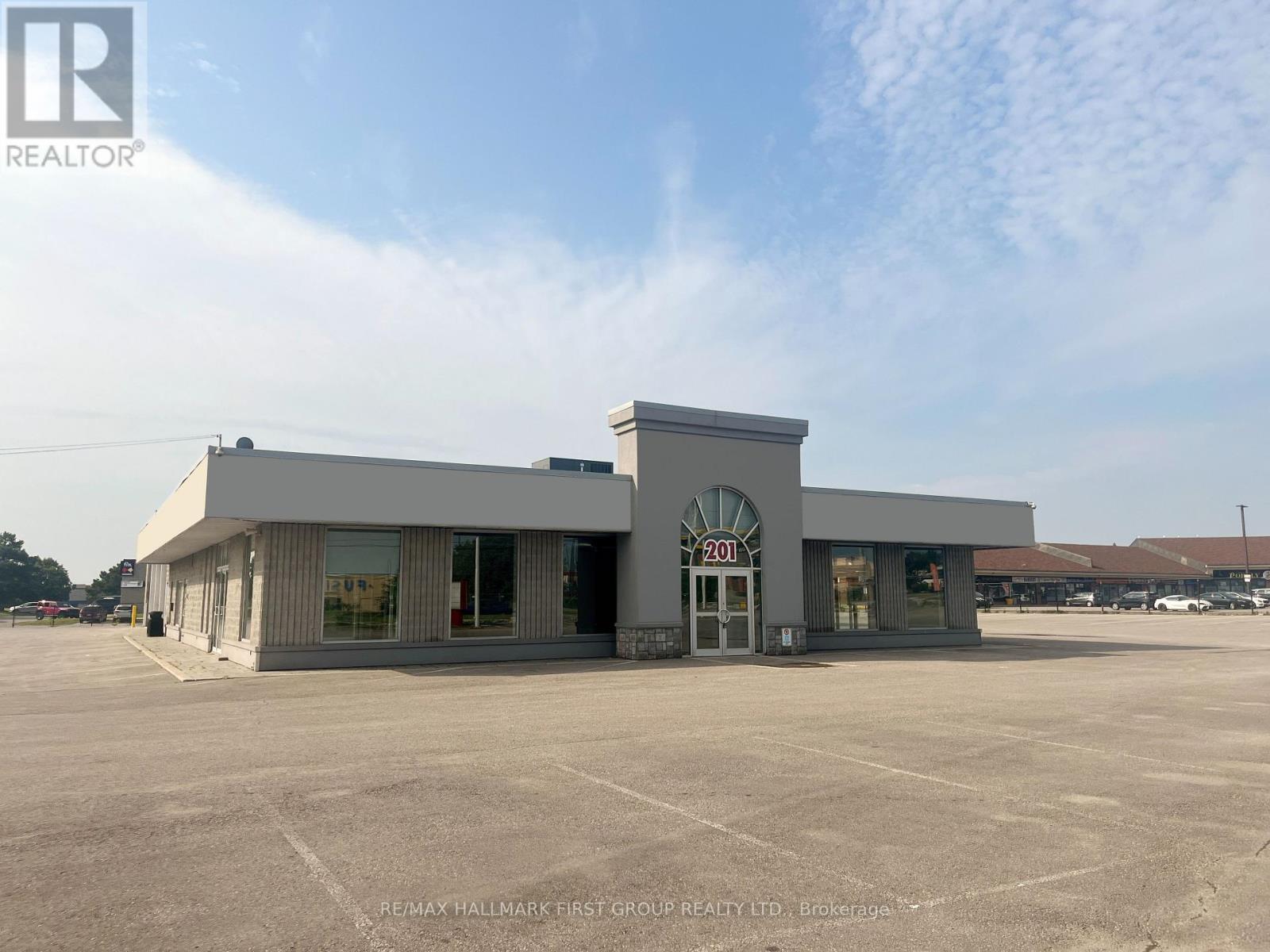 201 Bayly Street W, Ajax, ON