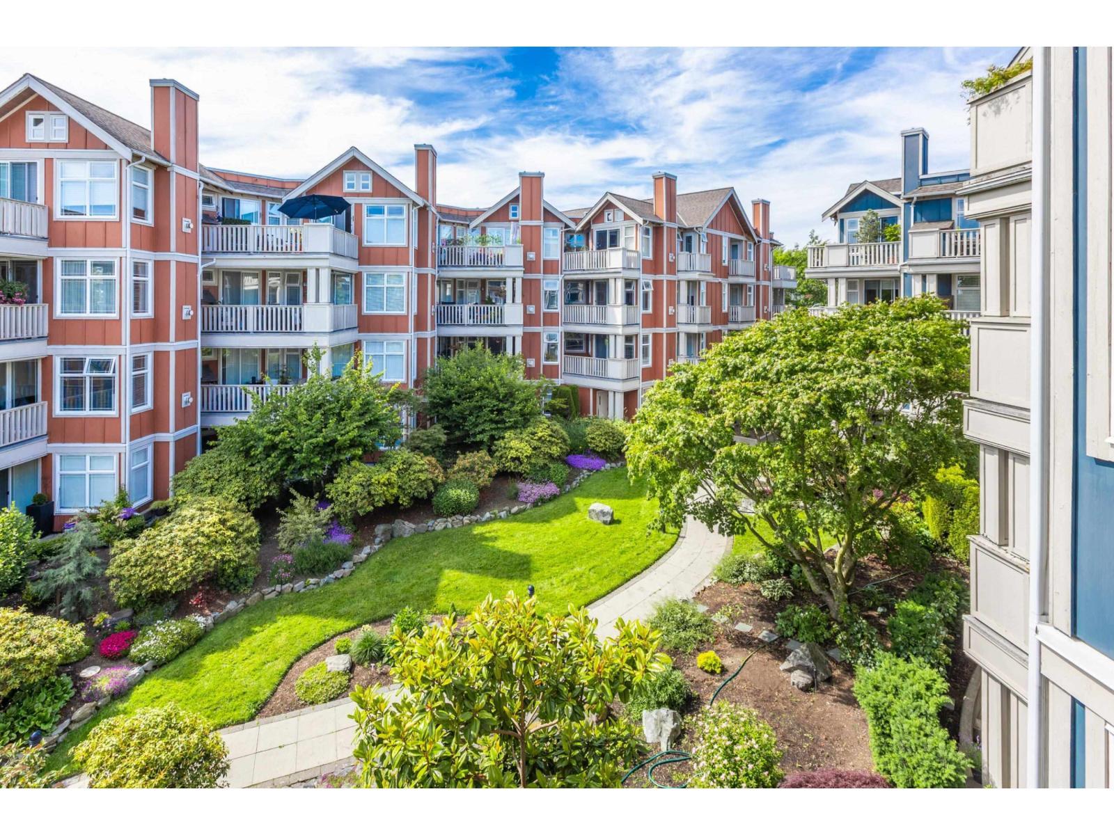 304 15392 16A Avenue, Surrey, BC - Outdoor With Balcony With Facade