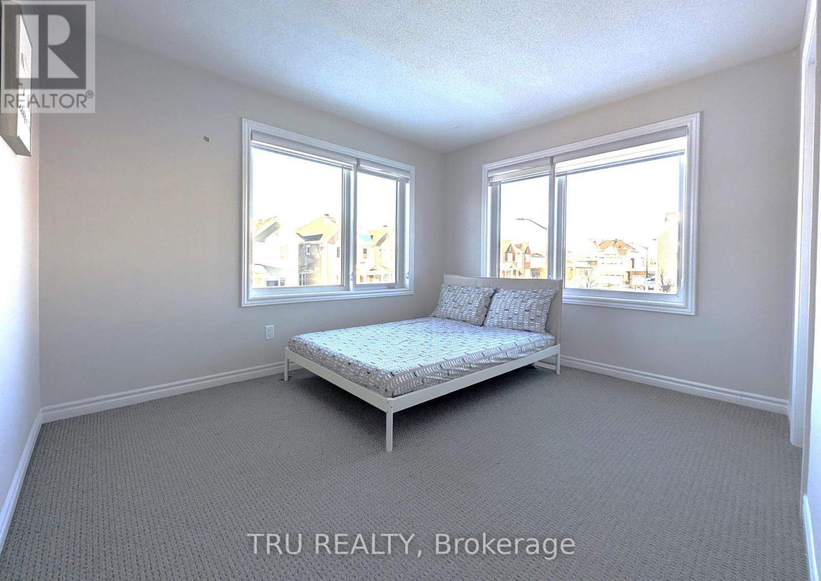 20 Coppermine Street, Ottawa, ON - Indoor Photo Showing Bedroom