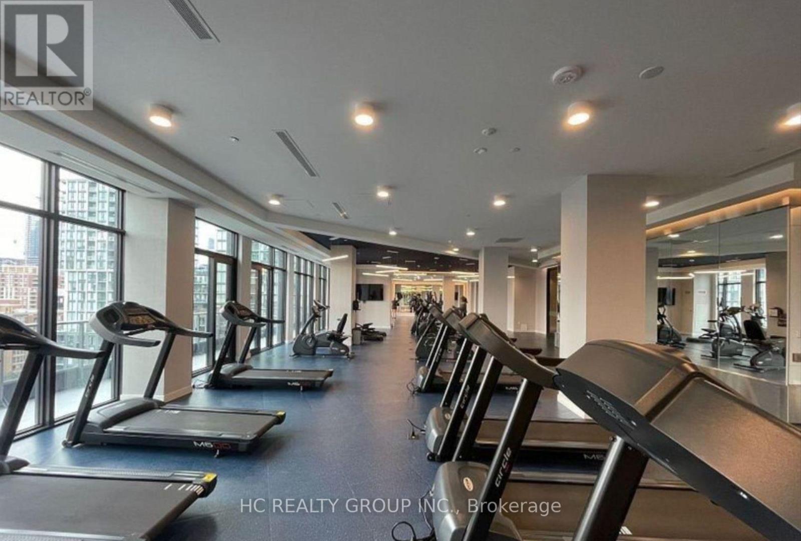 1238 W - 135 Lower Sherbourne Street, Toronto, ON - Indoor Photo Showing Gym Room