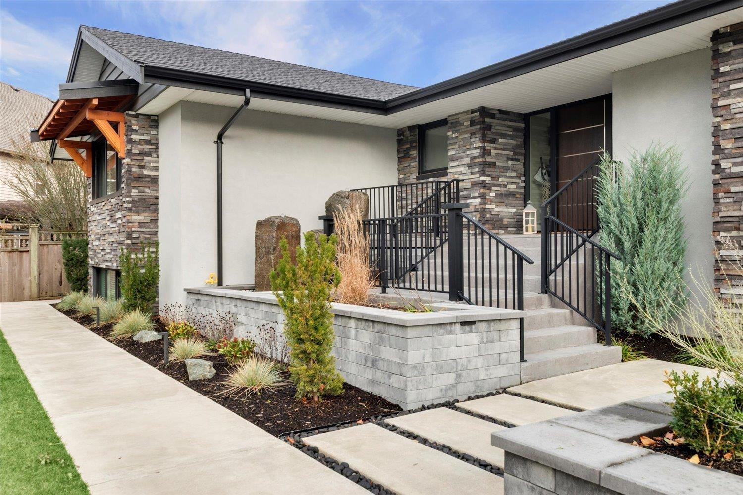 44465 Eena Drive|Sardis South, Sardis, BC - Outdoor