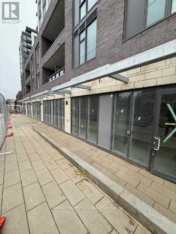 B6 - 715 Davis Drive, Newmarket, ON