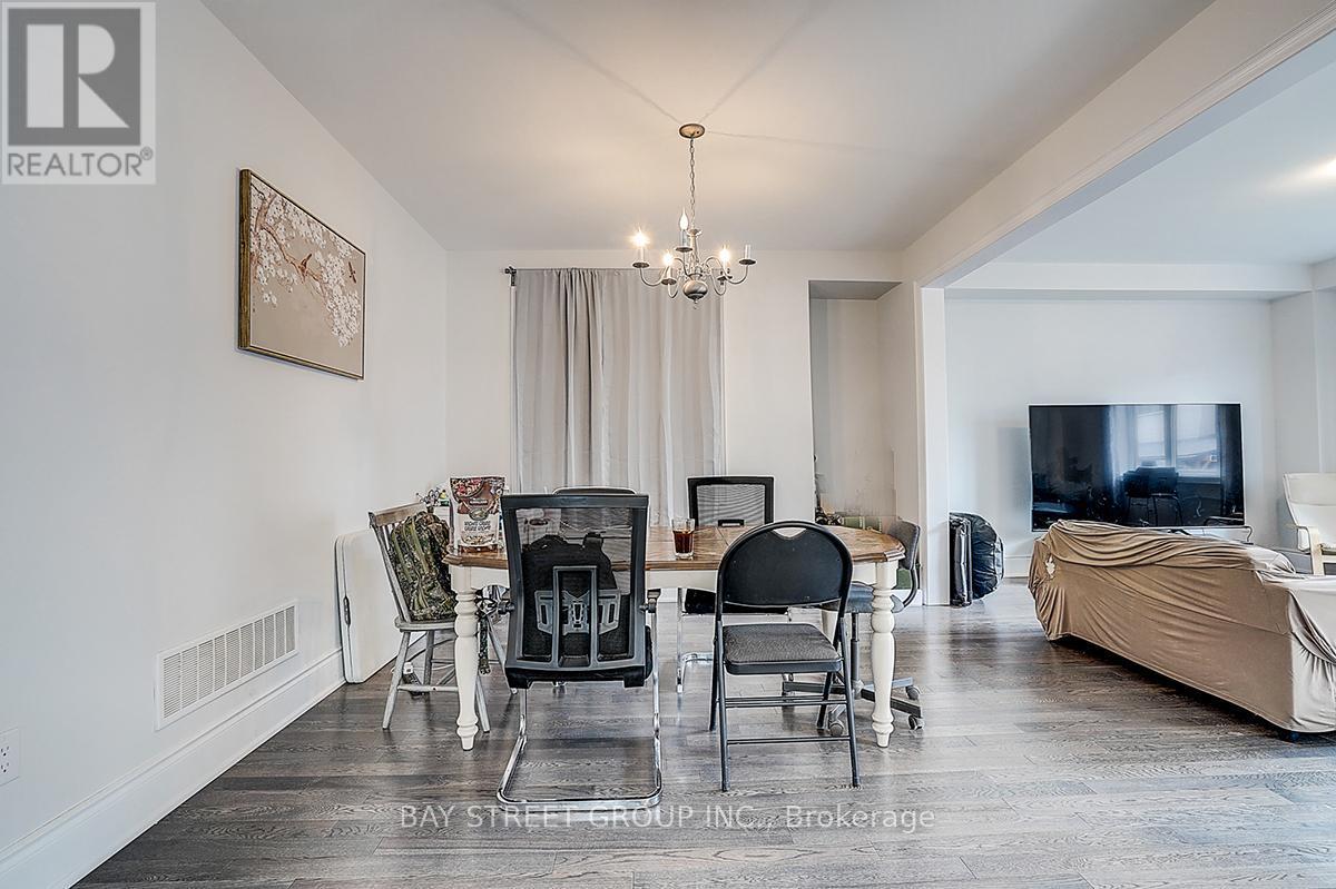 19 Nigh Drive, Markham, ON - Indoor