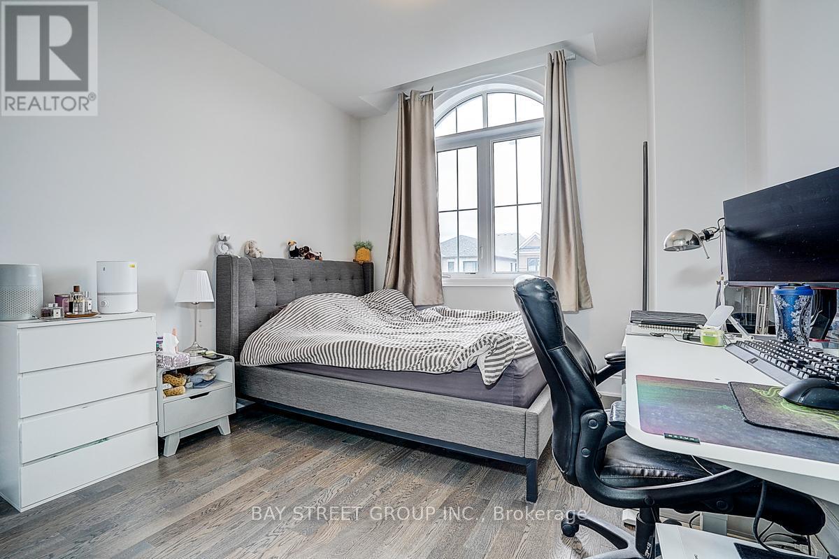 19 Nigh Drive, Markham, ON - Indoor Photo Showing Bedroom