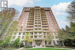 1106 - 1105 LESLIE STREET Toronto, ON M3C 4G9