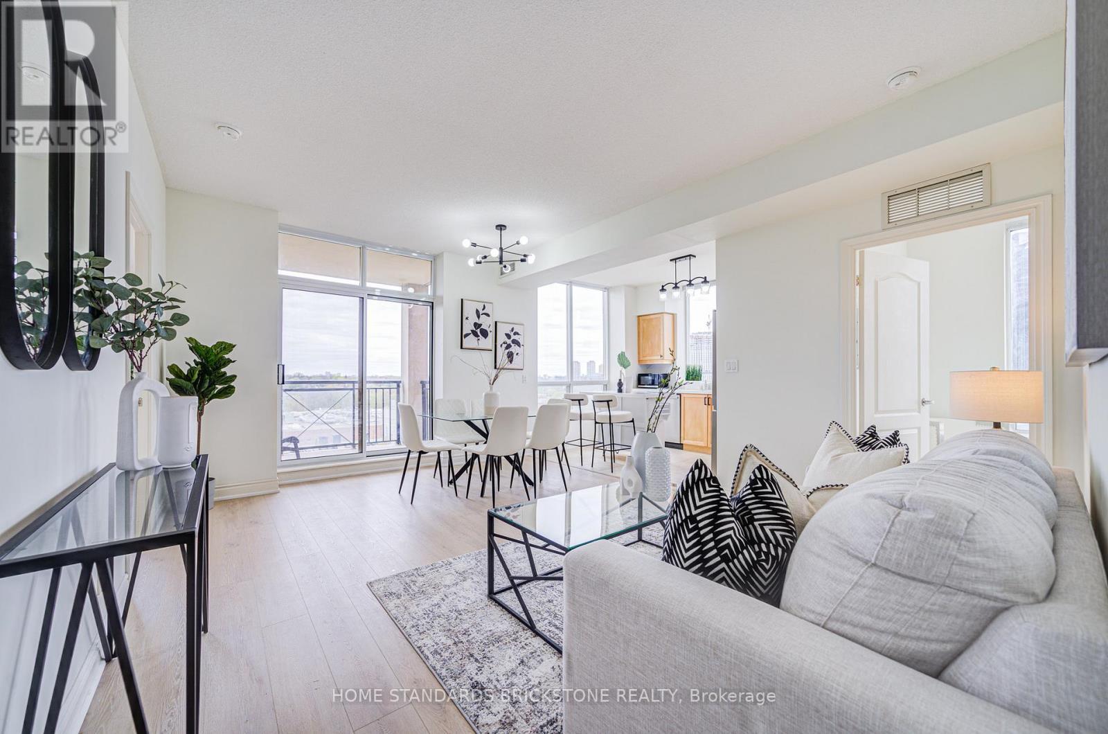 1106 - 1105 Leslie Street, Toronto, ON - Indoor