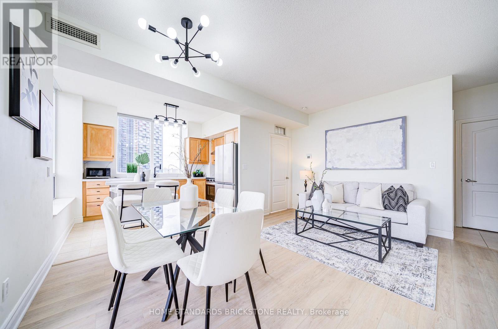 1106 - 1105 Leslie Street, Toronto, ON - Indoor