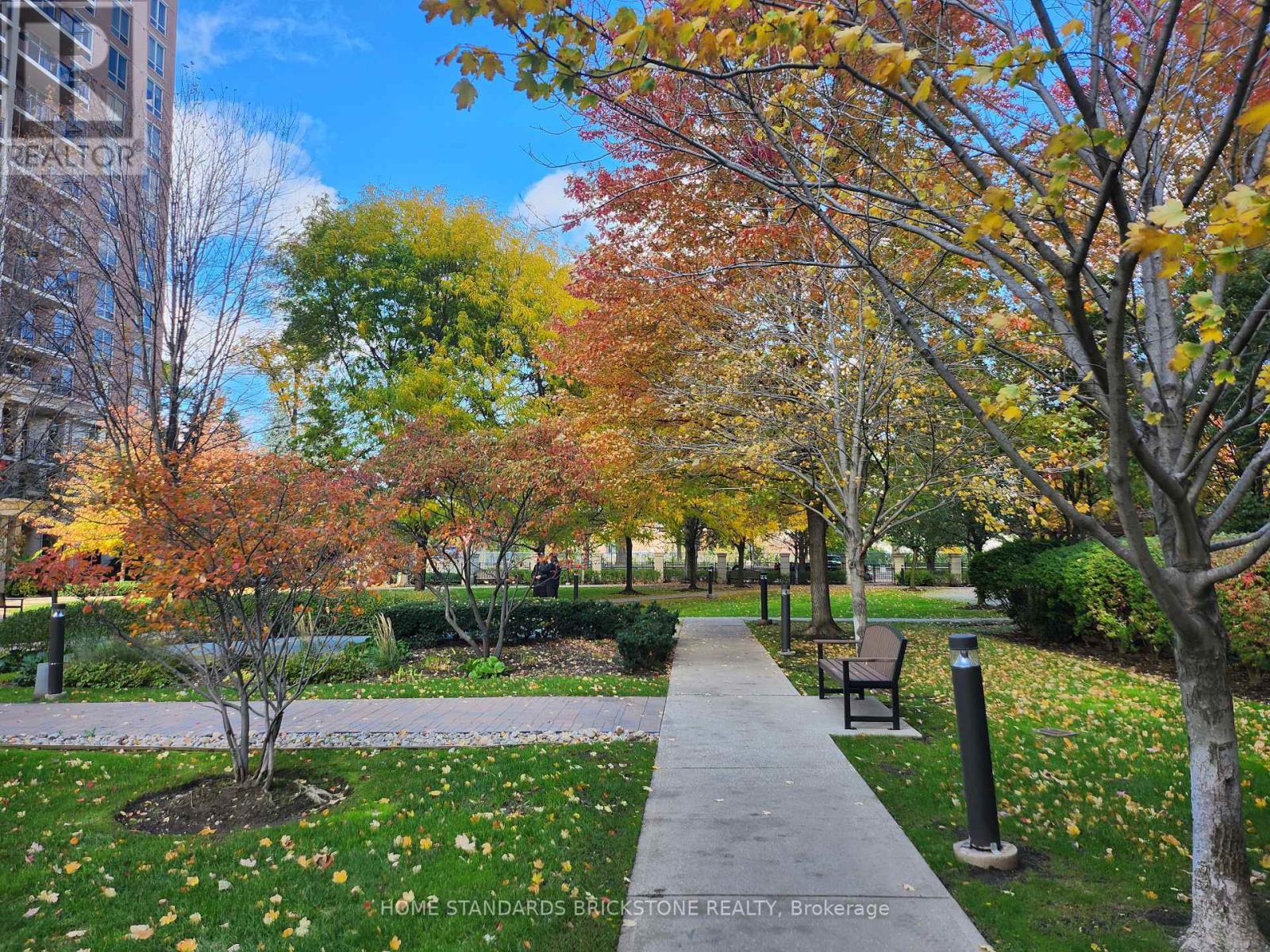 1106 - 1105 Leslie Street, Toronto, ON - Outdoor