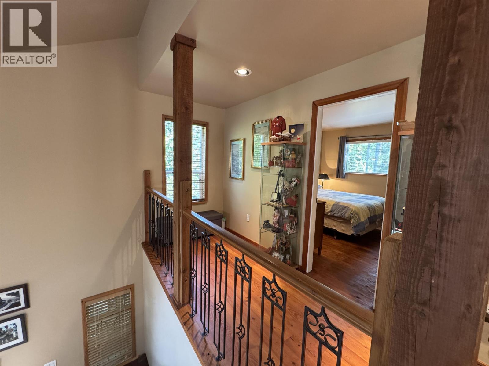 714 Charter Road, Mayne Island, BC - Indoor Photo Showing Other Room