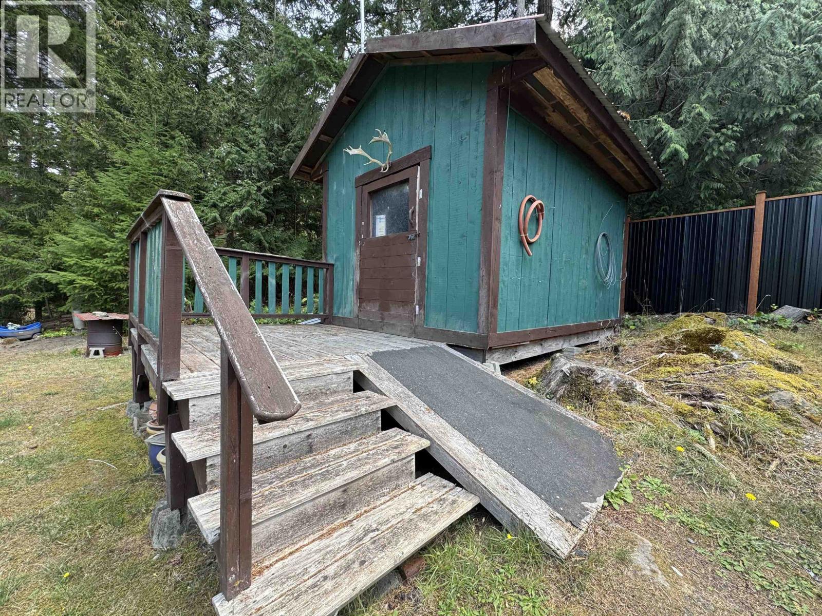 714 Charter Road, Mayne Island, BC - Outdoor With Deck Patio Veranda