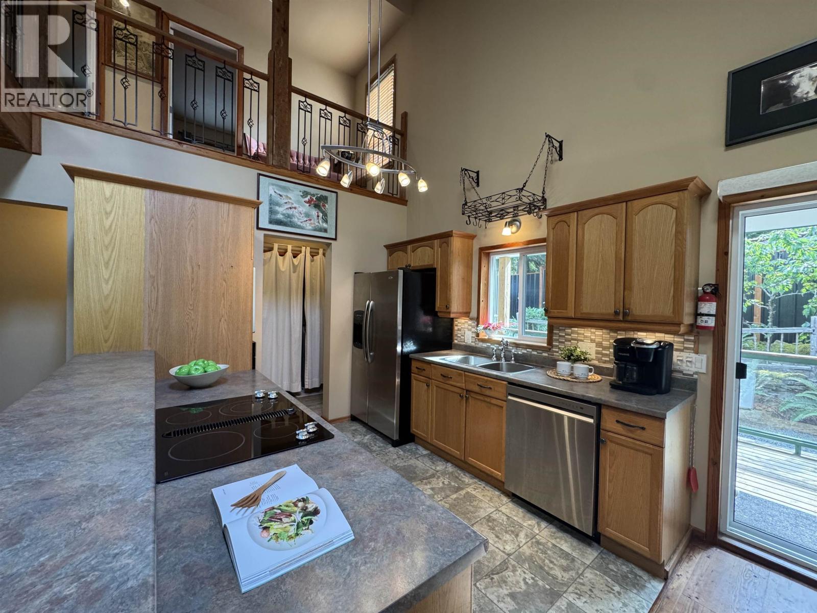 714 Charter Road, Mayne Island, BC - Indoor Photo Showing Kitchen With Double Sink