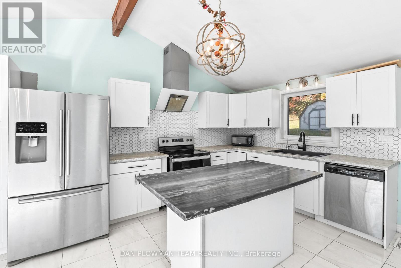 236 Rutherford Road, Alnwick/Haldimand, ON - Indoor Photo Showing Kitchen