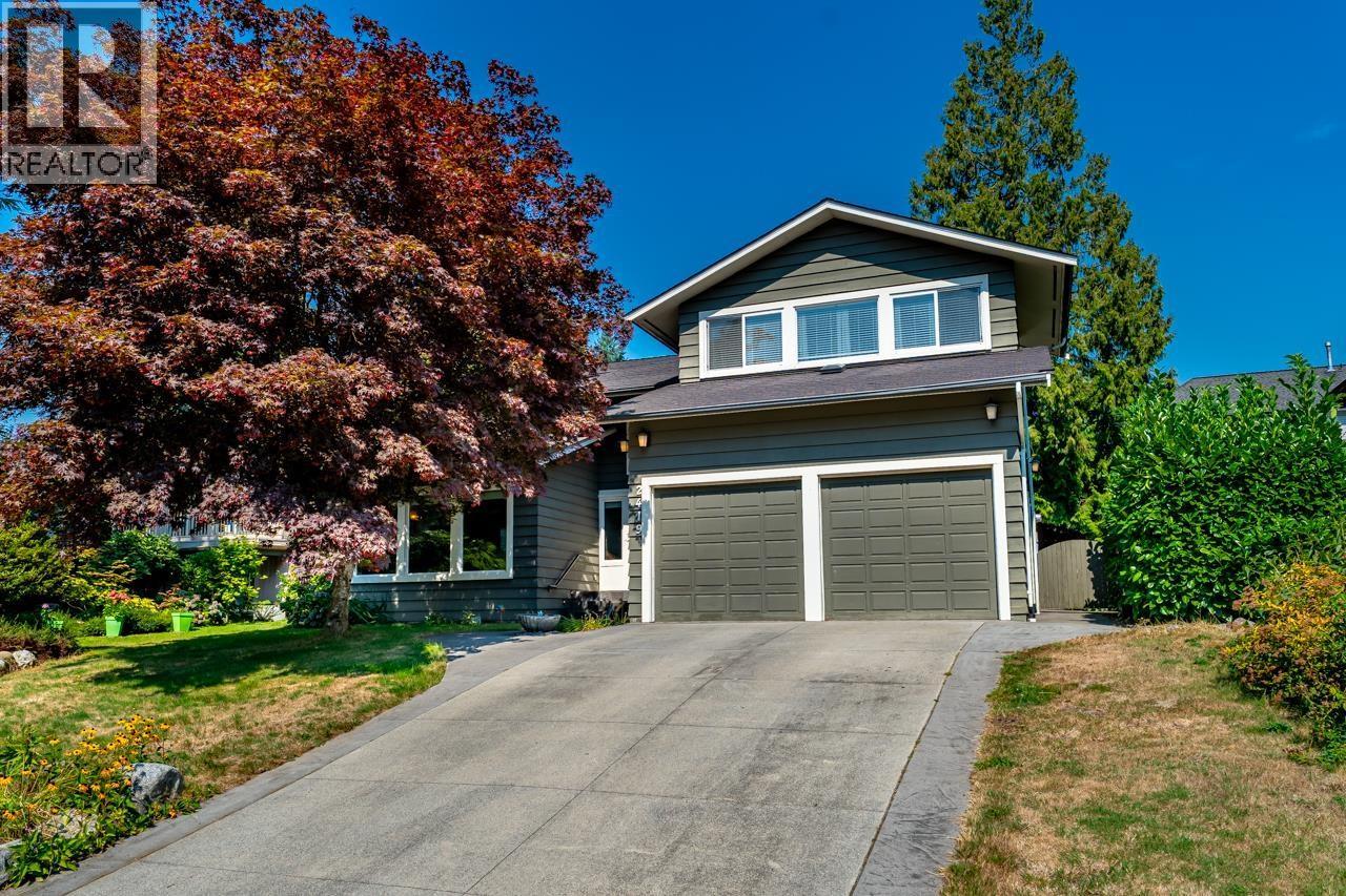 2419 Oranda Avenue, Coquitlam, BC - Outdoor With Facade