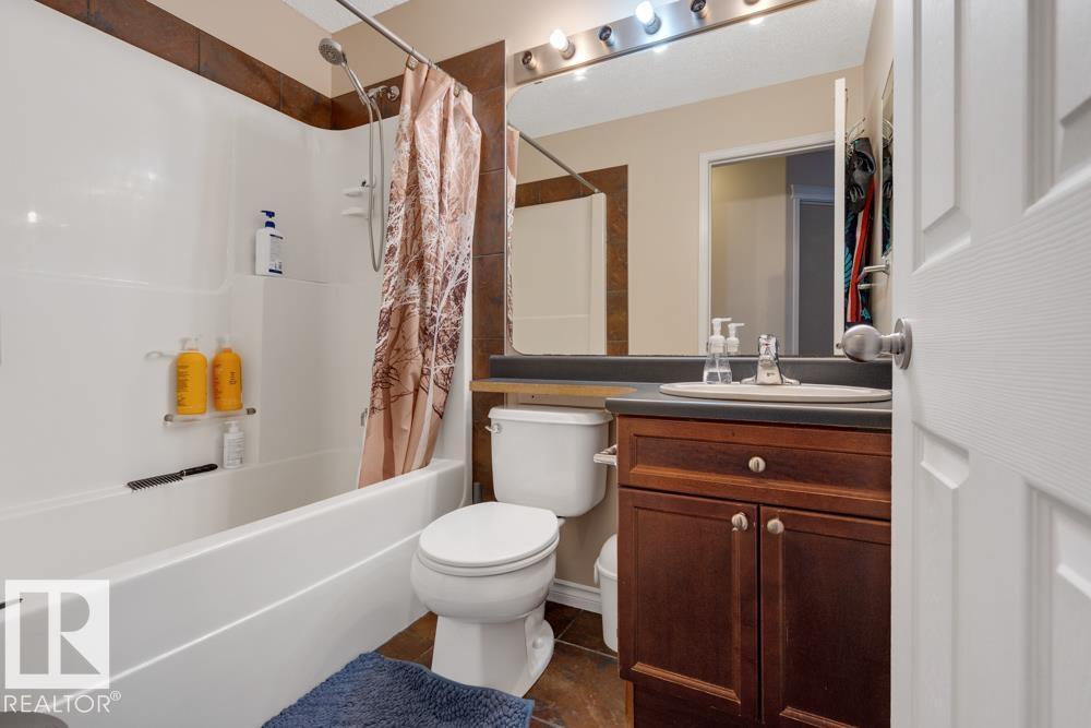 89 Erin Ridge Dr, St. Albert, AB - Indoor Photo Showing Bathroom