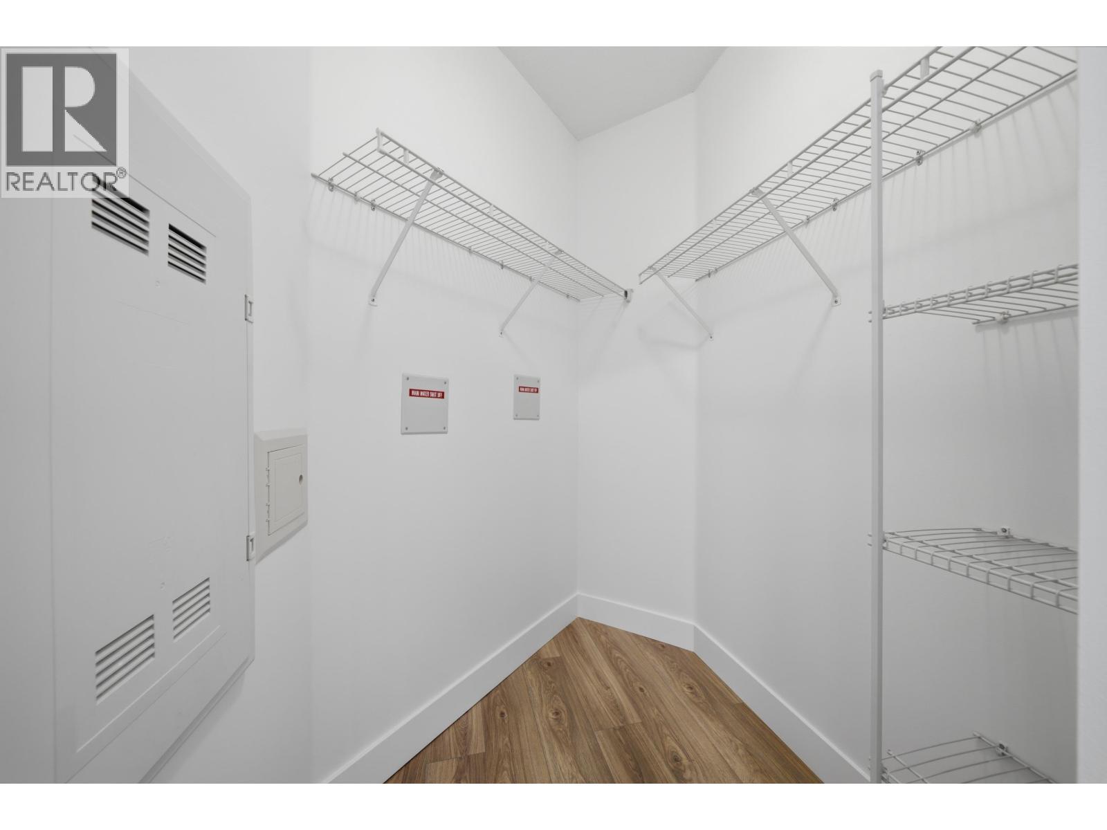 114 3178 Dayanee Springs Boulevard, Coquitlam, BC - Indoor With Storage