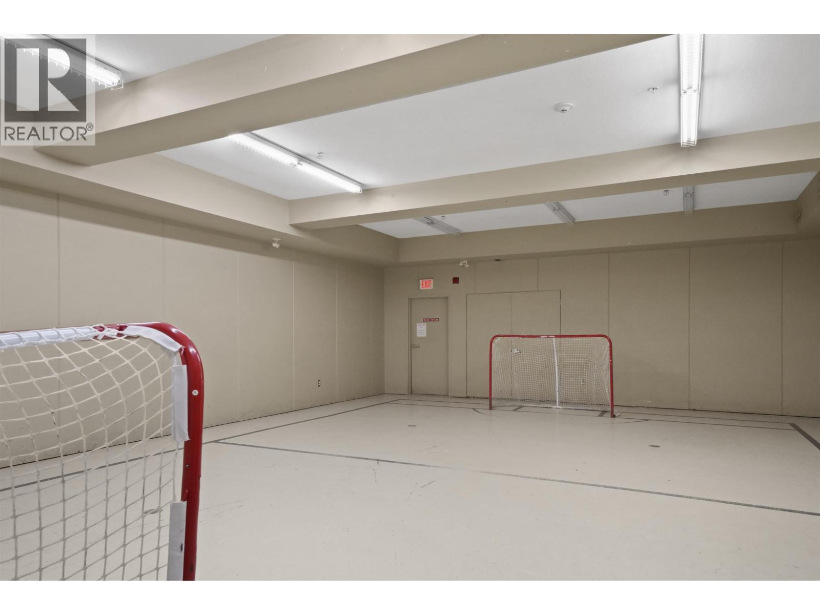 114 3178 Dayanee Springs Boulevard, Coquitlam, BC - Indoor