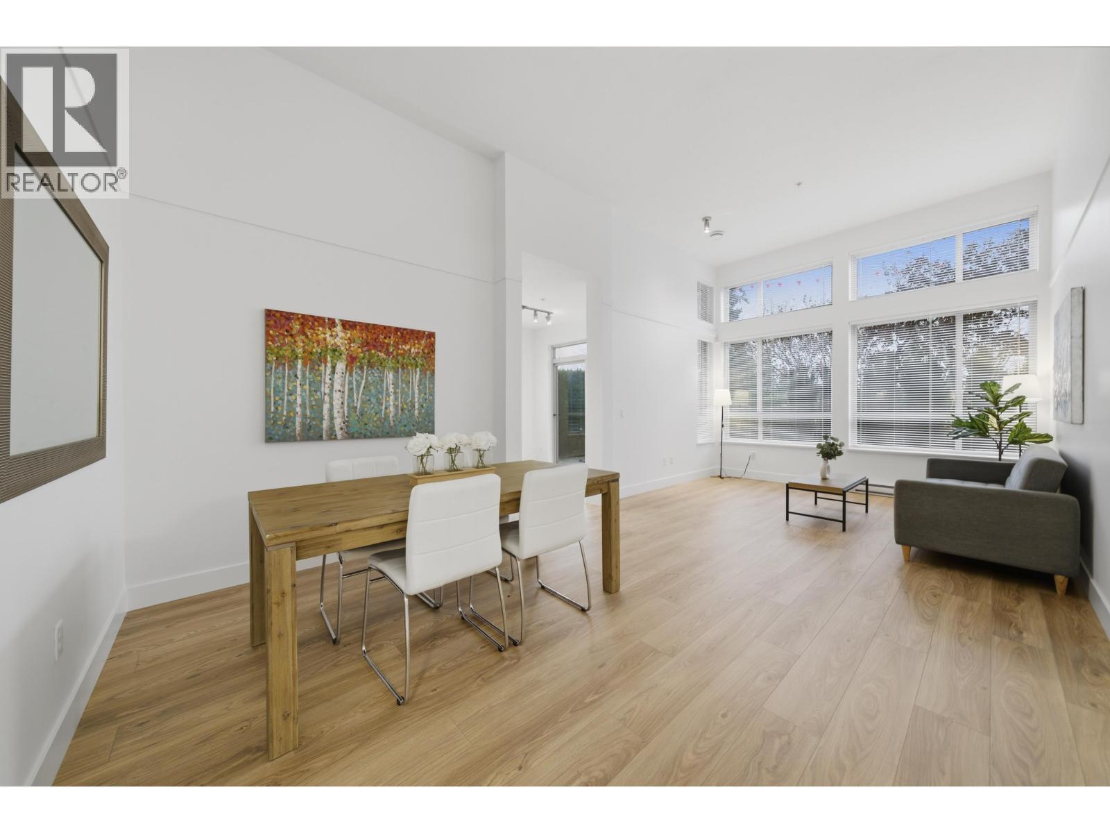 114 3178 Dayanee Springs Boulevard, Coquitlam, BC - Indoor