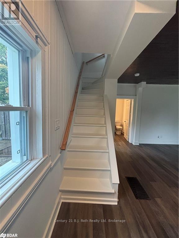 287 Barrie Street, Essa, ON - Indoor Photo Showing Other Room